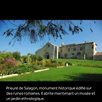 Le Cabanon Mane (Alpes-de-Haute-Provence)